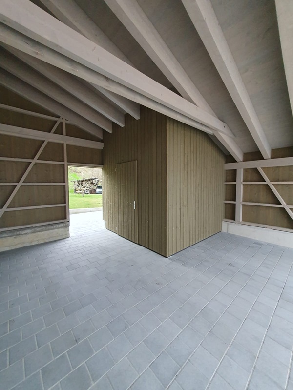 Carport mit Geräteraum